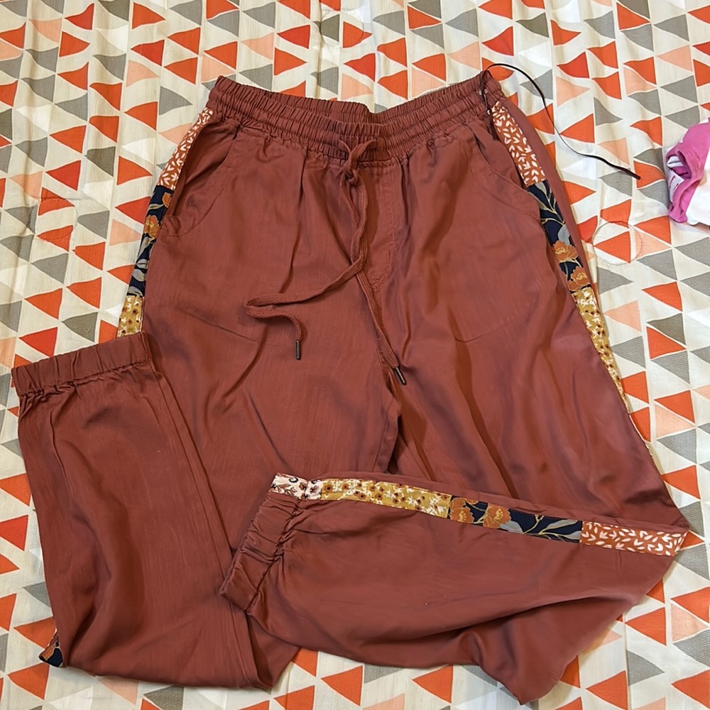 Joggers- new without tags